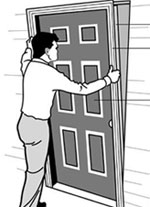 Замена обшивки входной двери – сервис от мастеров компании Ягуар-М. Доступные цены, гарантии